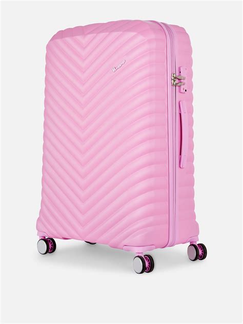 it suitcase primark.